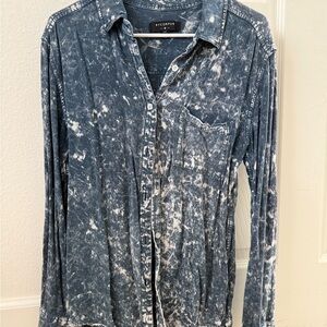 ByCorpus Women's Blue Acid-Wash Button-Down Shirt